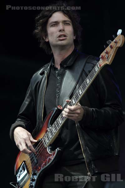 NOEL GALLAGHER'S HIGH FLYING BIRDS - 2012-08-25 - SAINT CLOUD - Domaine National - Grande Scene - 